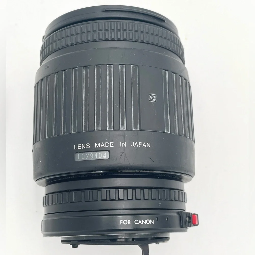 Sigma Zoom Lens for Canon 28mm- 200mm 1:3.5 -5.6 No. 1079404